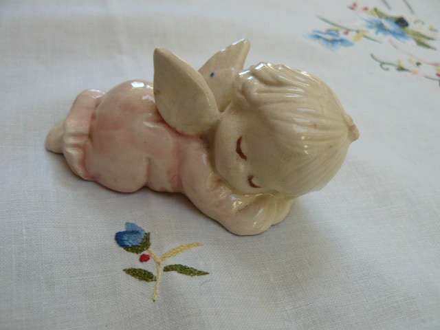 SLEEPING BABY ORNAMENT