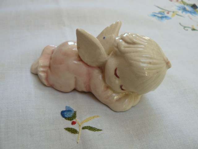 SLEEPING BABY ORNAMENT