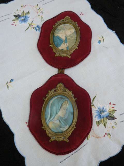 ANTIQUE PICTURES ON SILK WITH NICE BOARDER ON SILK REDUCED!!!!!!!!