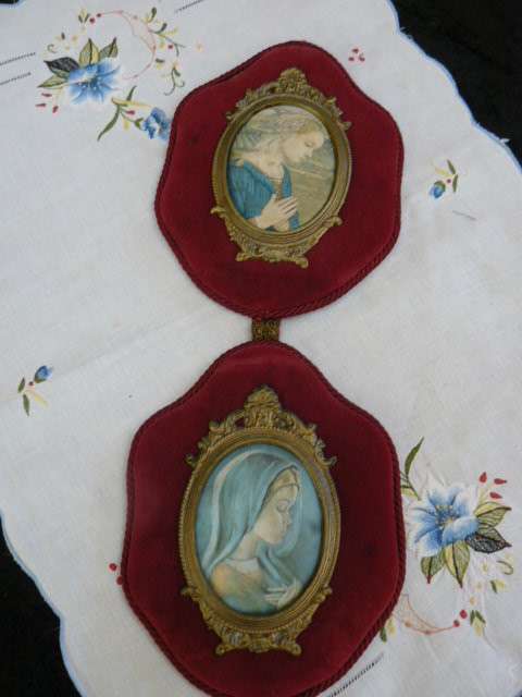 ANTIQUE PICTURES ON SILK WITH NICE BOARDER ON SILK REDUCED!!!!!!!!