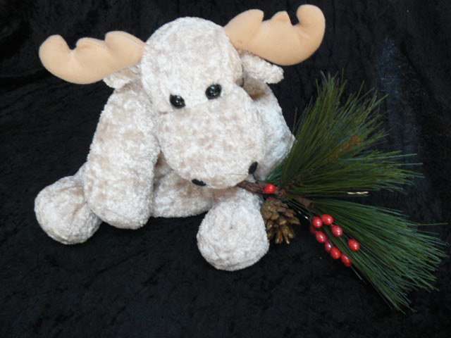 RAINDEER SOFT TOY NOS 31 CM LONG