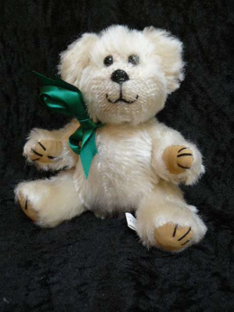 WINDEL GENUINE MOHAIR TEDDY - MOVABLE ARMS AND LEGS