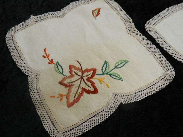 VINTAGE COTTON EMBROIDERED DOILIES WITH HAND CROCHETED EDGE