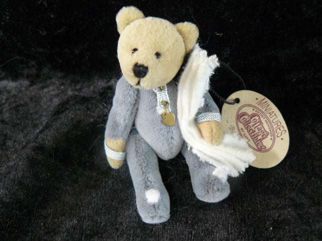 MINIATURE COLLECTABLE TEDDY BEAR COTTAGE COLLECTION