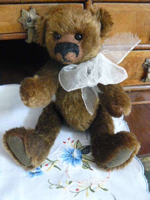 TEDDY BEAR HAND MADE WITH GENUIBNE MOHAIR MOVABLE LIMBS 23 CM MINT