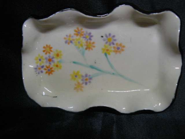 SMALL POTTERY PIN DISH