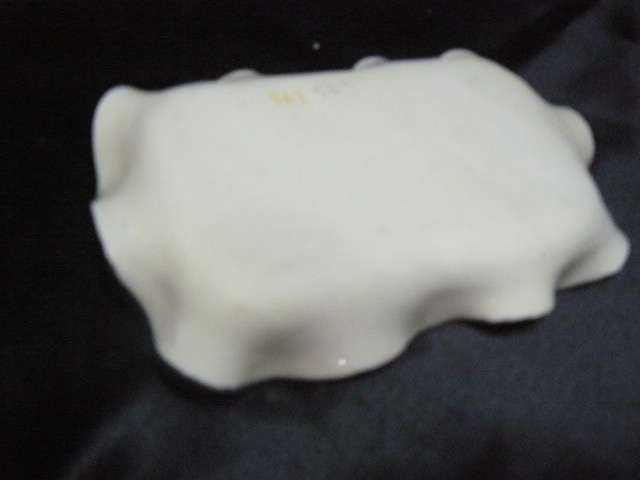 SMALL POTTERY PIN DISH