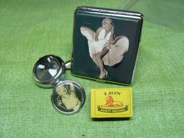 MARLYN MONROE CIGARETTE CASE AND POCKET ASHTRAY