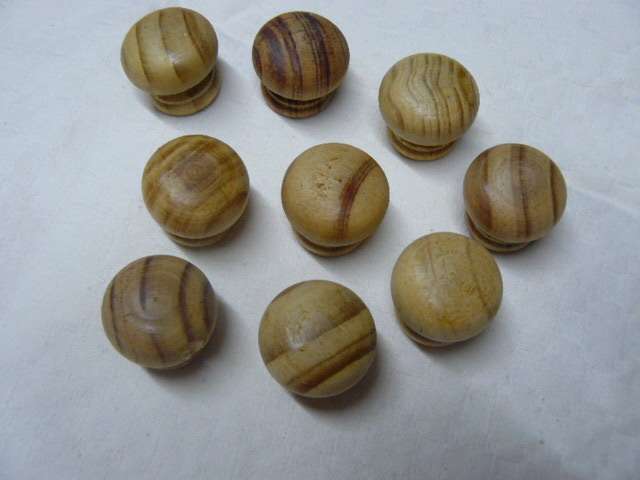 9 x WOODEN TURNED DRAW HANDLES