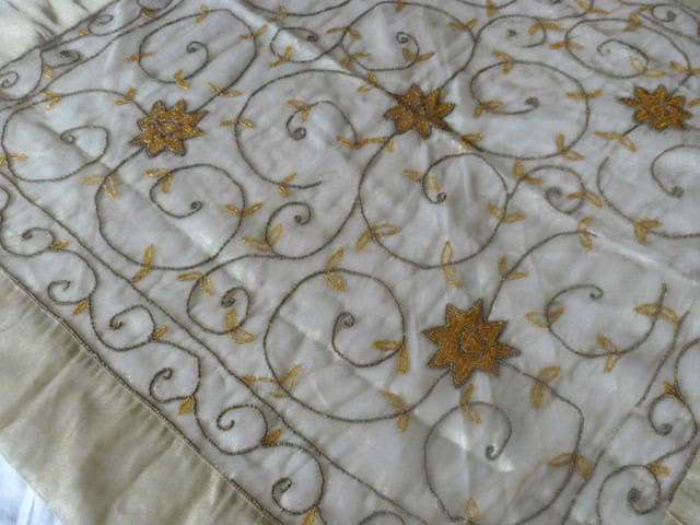 TABLE CLOTH WITH BEADS AND TASSELS