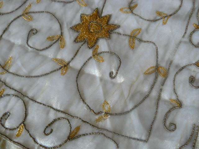 TABLE CLOTH WITH BEADS AND TASSELS