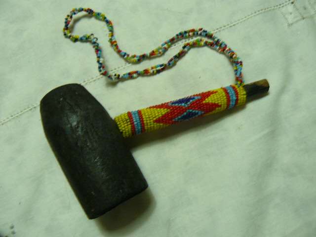 AFRICAN WOODEN BEADED VINTAGEOIOE