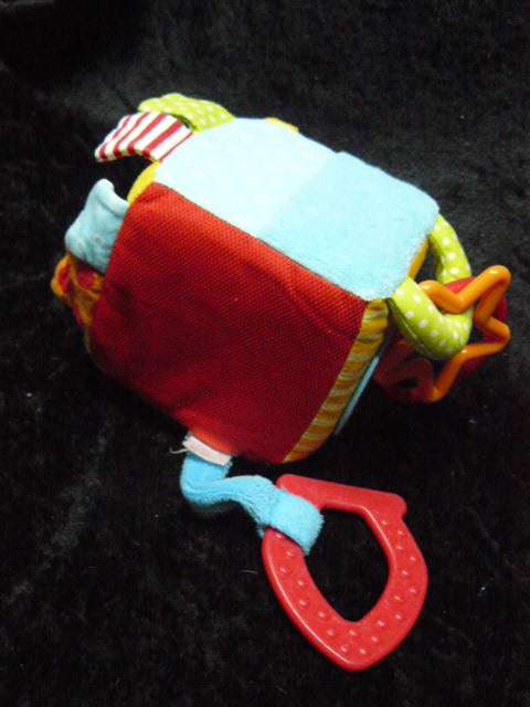 BABY CUBE TOY AND FREE GIFT !!!!!!!!