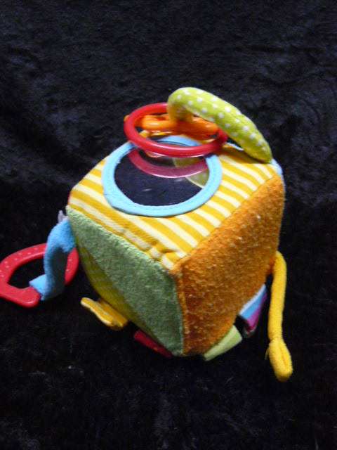 BABY CUBE TOY AND FREE GIFT !!!!!!!!