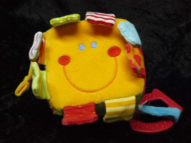 BABY CUBE TOY AND FREE GIFT !!!!!!!!
