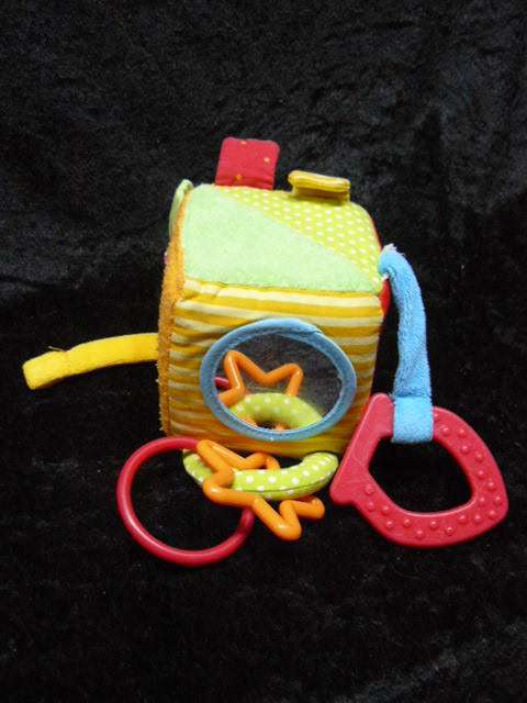 BABY CUBE TOY AND FREE GIFT !!!!!!!!