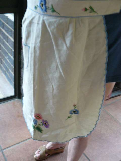 HAND EMBROYDERE APPRON INTAGE COTTON