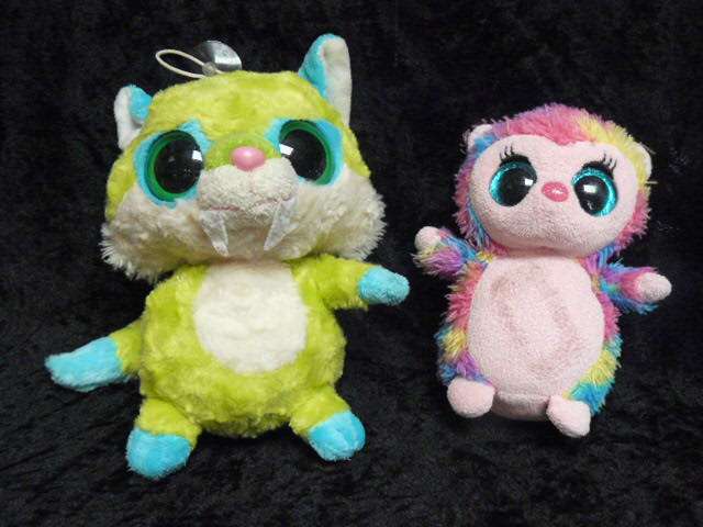 2 BUSH BABIES So cute !!!!!!!