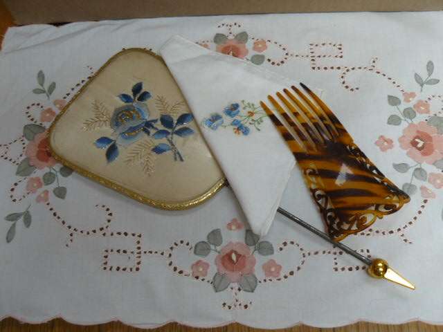 VINTAGE EMBRIDERED MENDED MIRROR AND STUNNING VINTAGE HAND EMBROIDERED HANKIE AND VINTAGE HAIR CLIP