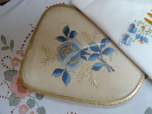 VINTAGE EMBRIDERED MENDED MIRROR AND STUNNING VINTAGE HAND EMBROIDERED HANKIE AND VINTAGE HAIR CLIP