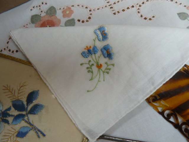VINTAGE EMBRIDERED MENDED MIRROR AND STUNNING VINTAGE HAND EMBROIDERED HANKIE AND VINTAGE HAIR CLIP