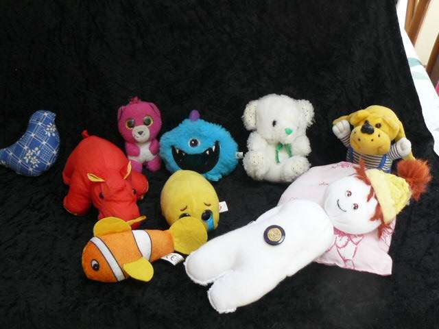 LOT OF SOFT TOYS