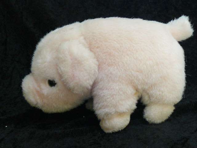 SOFT PIG