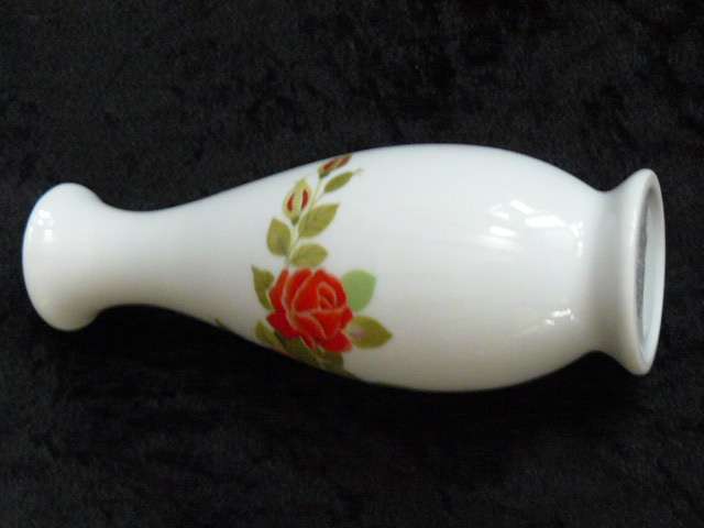 PRETTY MARKED COLLECTABLE GLASS VASE