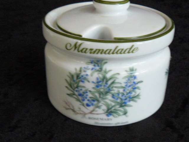 WIESENTHAL GERMAN PORCELAIN MARMELADE OR JAM POT