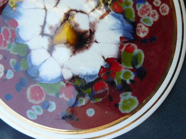 STUNNING  HAND PAINTED PORCELAIN, GLAZED TRINKET BOX