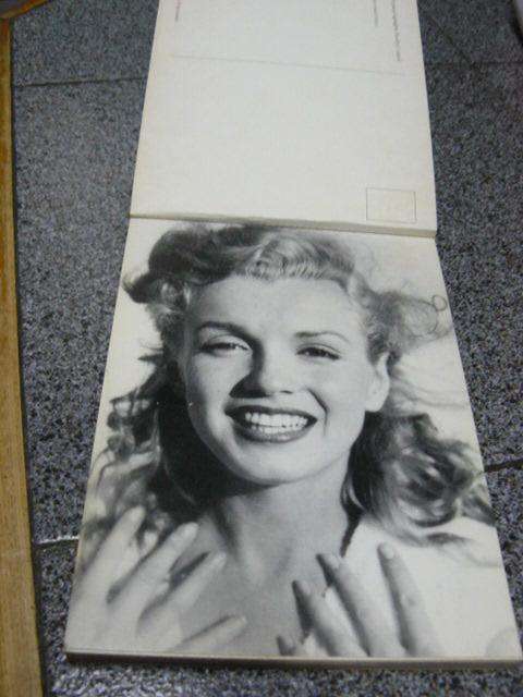 MARILYN MONROE... a post card book 30 PST CARDS IN BOOK FORM 21 CM X 14 CM