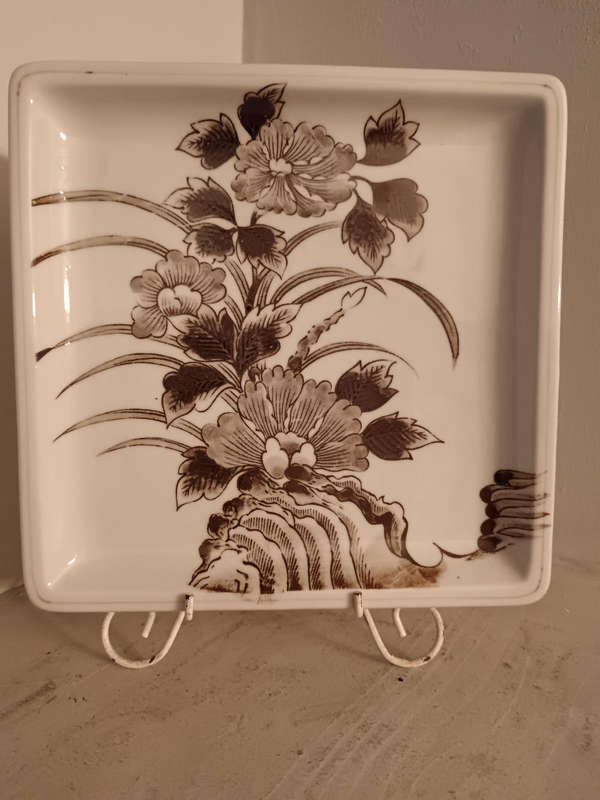Imperial Imari Square Platter in Sephia with Floral Motif