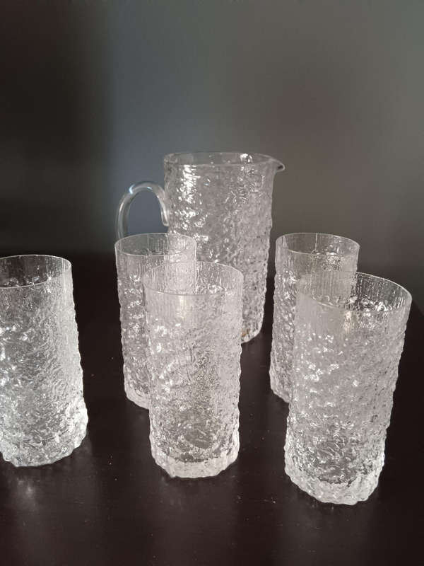 Whitefriars Pitcher with 5x Tumblers in Crystal in Glacier Pattern  Designed by Geoffrey Baxter
