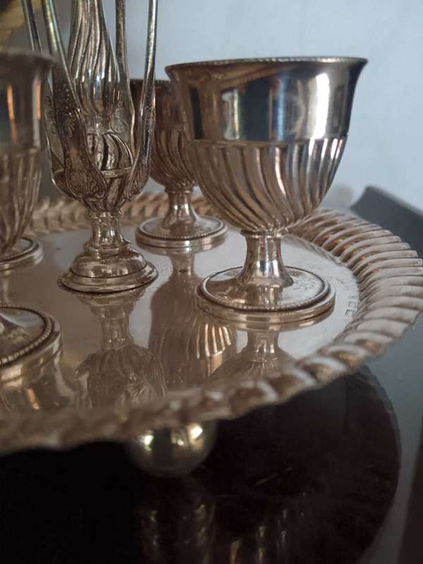 Silver Plated 4 X Egg Cup Set with Matching Teaspoons