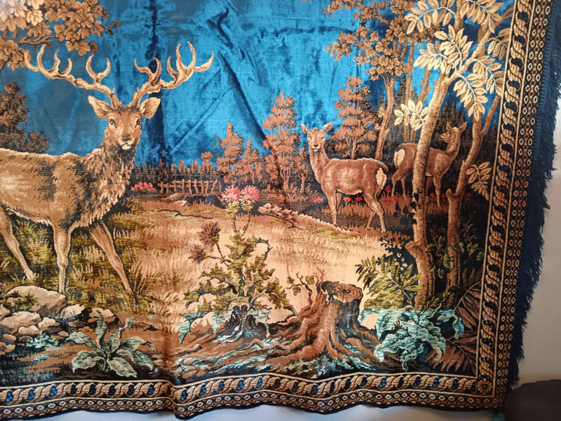Vintage Silk Carpet Blend Wall Hanging of Deer