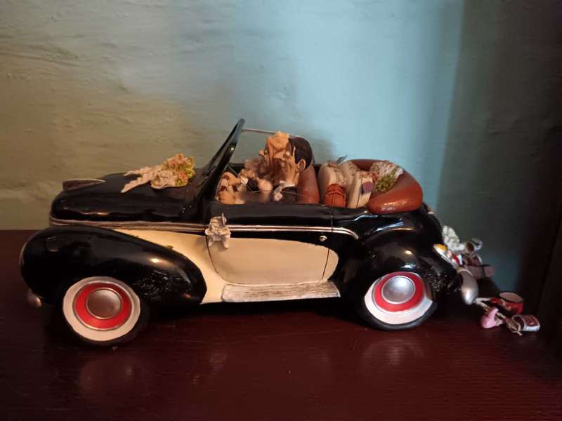 Guillermo Forchino Wedding Car