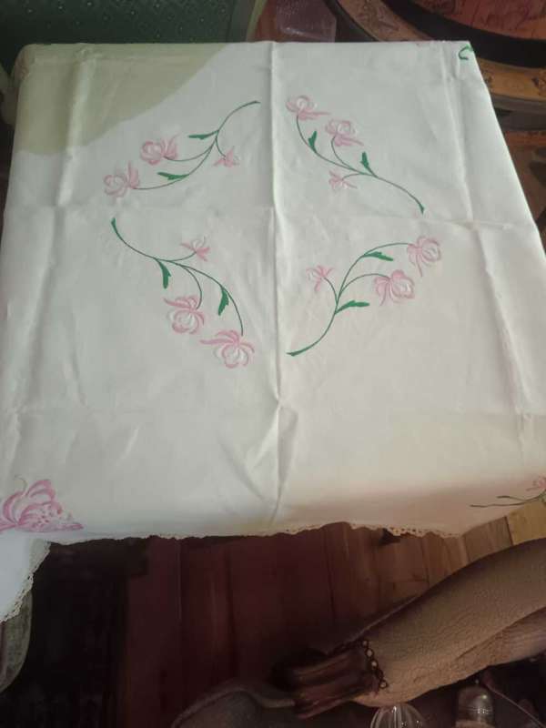 Embroidered Tablecloth with Scolloped Lace Edging
