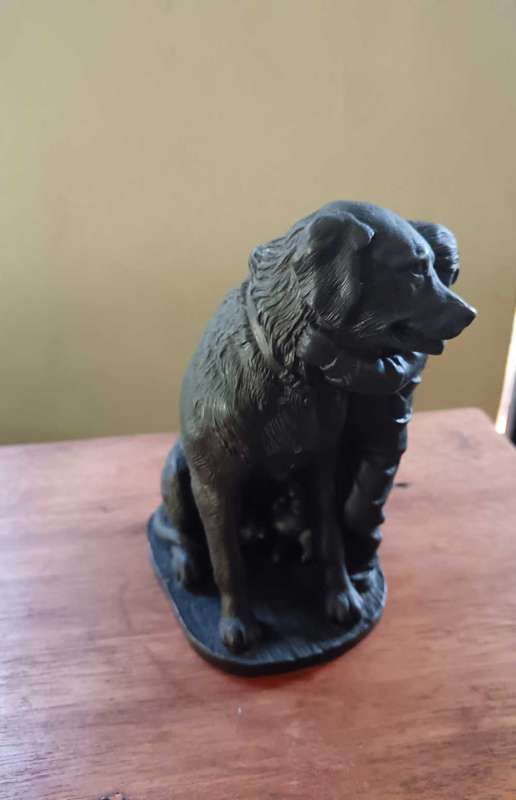 Hereduties Cold Cast Bronze Resin Figurine Best of Friends