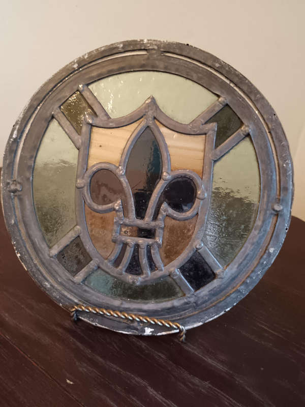 Fleur De Lis Round Stained Glass Panel