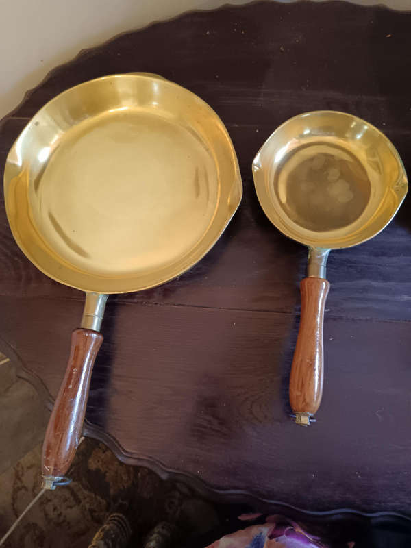 Set of 4 Brass Skillets with Wooden Handles