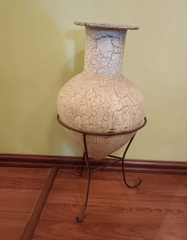 Large Crackle Glaze Vasd/ Pot with Wrought Iron Stand