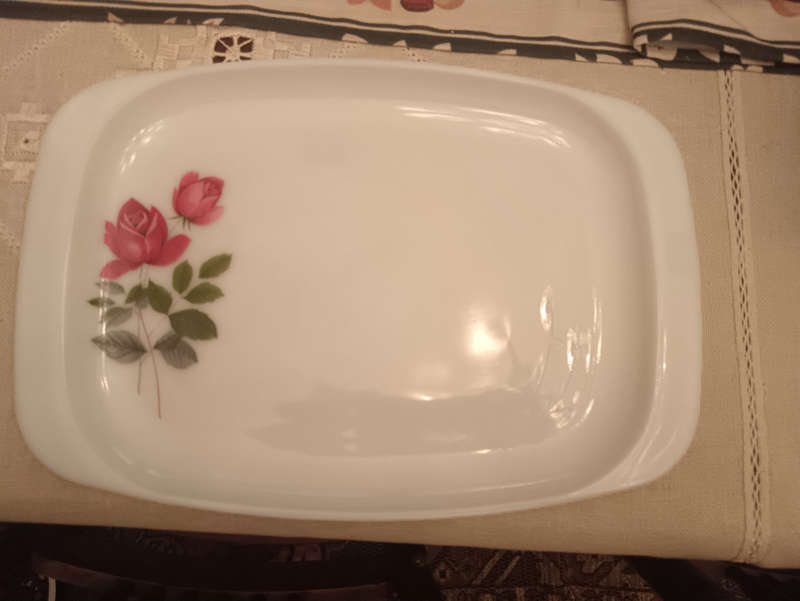 Vintage Red Rose Pattern Pyrex Platter