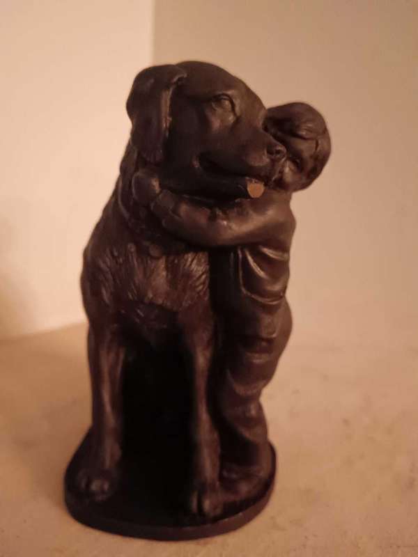 Hereduties Cold Cast Bronze Resin Figurine Best of Friends