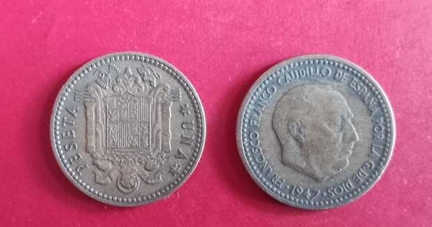 SPAIN 1 PESETA COIN X2 FROM 1947