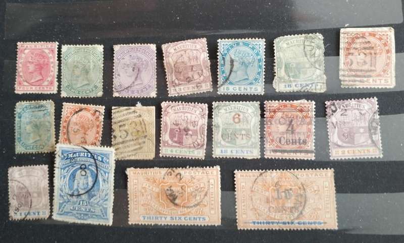 MAURITIUS OLDER LOT USED HAS VALUE