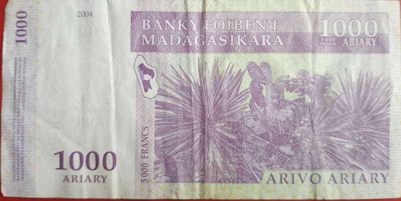 BANK OF MADAGASCAR 100 ARIARY NOTE 2004