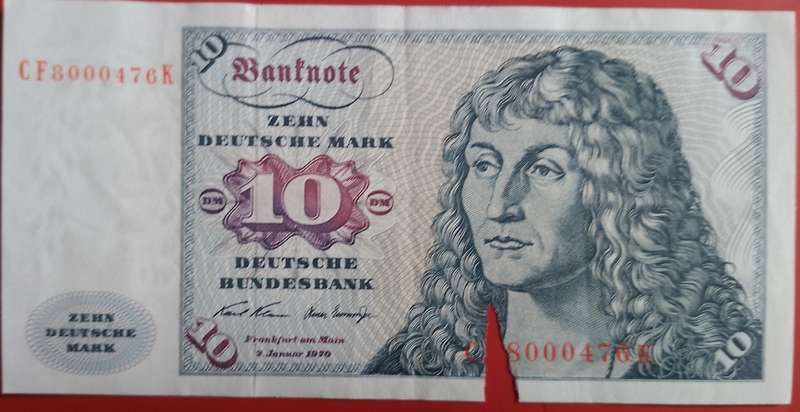 GERMANY 10 DEUTSCHE MARK 1970 BANK NOTE NOTE MISSING PIECE AT BOTTOM HENCE LOW PRICE