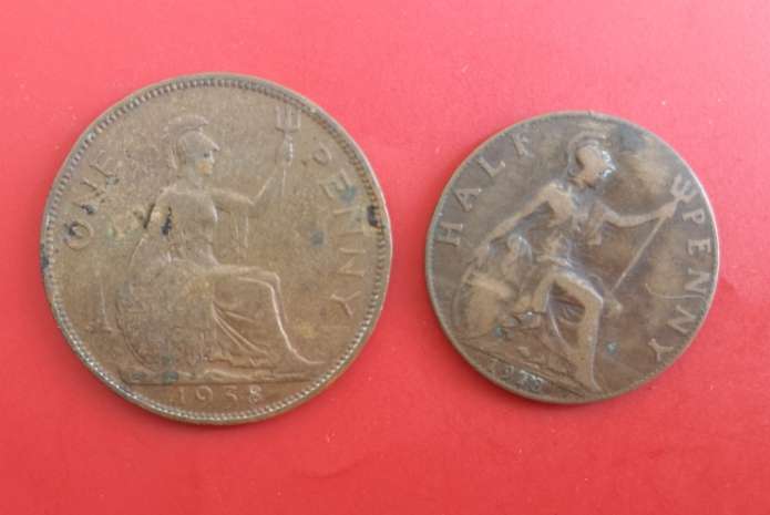 GB PENNIES 1918/38