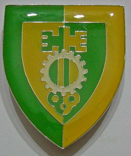 7 Division Mobilisation Centre Shoulder Flash Pins Intact Dinnes 5134