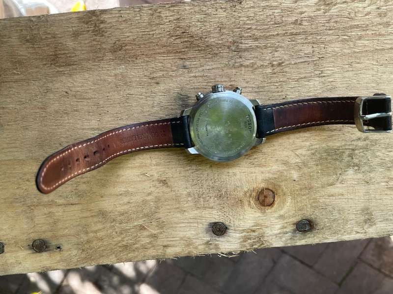 Beautiful Tissot Mens Wristwatch ( Working)